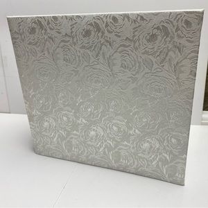 🤍NEW 8” x 8” Snapload Sewn Rose Floral Ivory White Fabric Cover Memory Book🤍